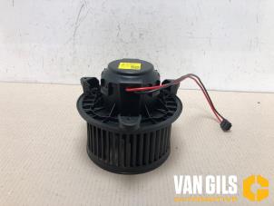 Used Heating and ventilation fan motor Mercedes B (W247) 2.0 B-200d Price € 129,99 Margin scheme offered by Van Gils Automotive