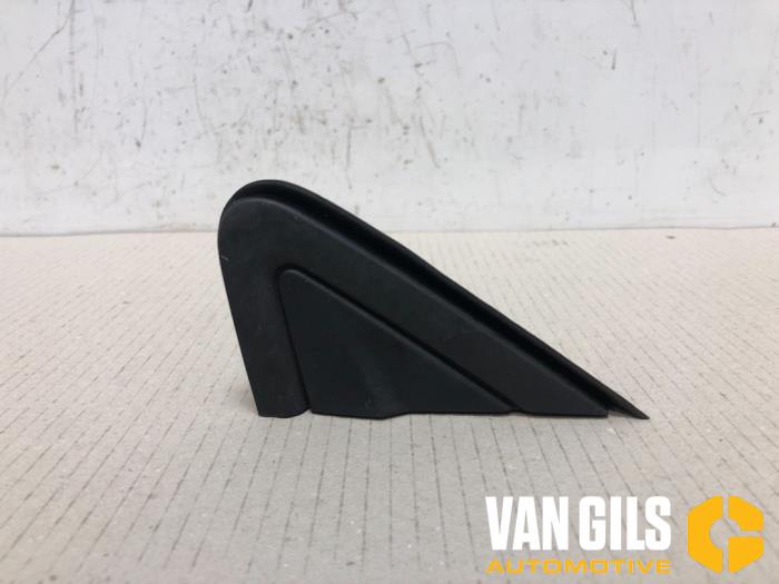 A-pillar cover, left from a Volkswagen Polo VI (AW1) 1.0 MPi 12V 2017