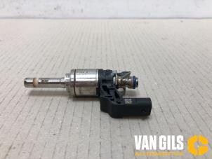 Gebrauchte Injektor (Benzineinspritzung) Volkswagen Polo VI (AW1) 1.0 TSI 12V Preis € 39,99 Margenregelung angeboten von Van Gils Automotive