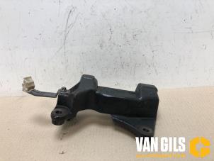 Used Engine mount Alfa Romeo 159 Sportwagon (939BX) 1.8 MPI 16V Price € 30,00 Margin scheme offered by Van Gils Automotive