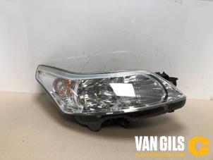 Used Headlight, right Citroen C4 Berline (LC) 1.6 16V VTi 120 Price € 82,00 Margin scheme offered by Van Gils Automotive