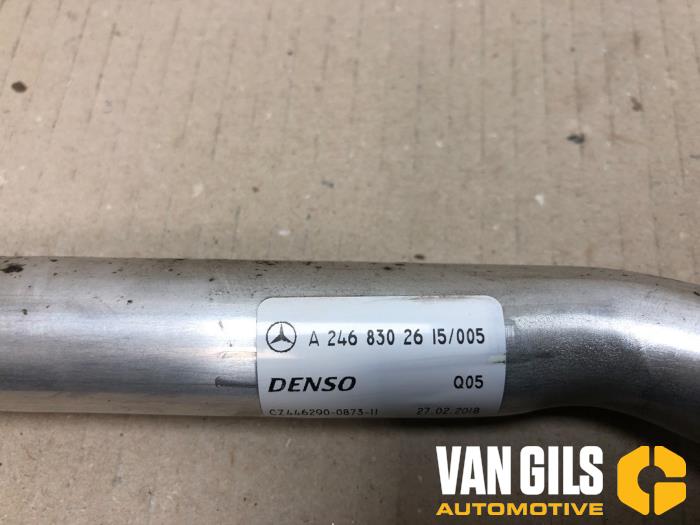 Air conditioning line from a Mercedes-Benz B (W246,242) 2.1 B-220 CDI BlueEFFICIENCY, B-220d 16V 2018