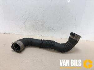 Gebrauchte Intercooler Rohr Mercedes B (W246,242) 2.1 B-220 CDI BlueEFFICIENCY, B-220d 16V Preis auf Anfrage angeboten von Van Gils Automotive