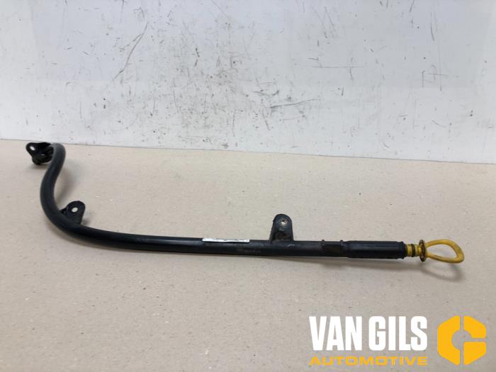 Gebrauchte Ölmessstab Mercedes B (W246/W242) 2.1 B-220 CDI BlueEFFICIENCY, B-220d 16V Preis € 38,00 Margenregelung angeboten von Van Gils Automotive