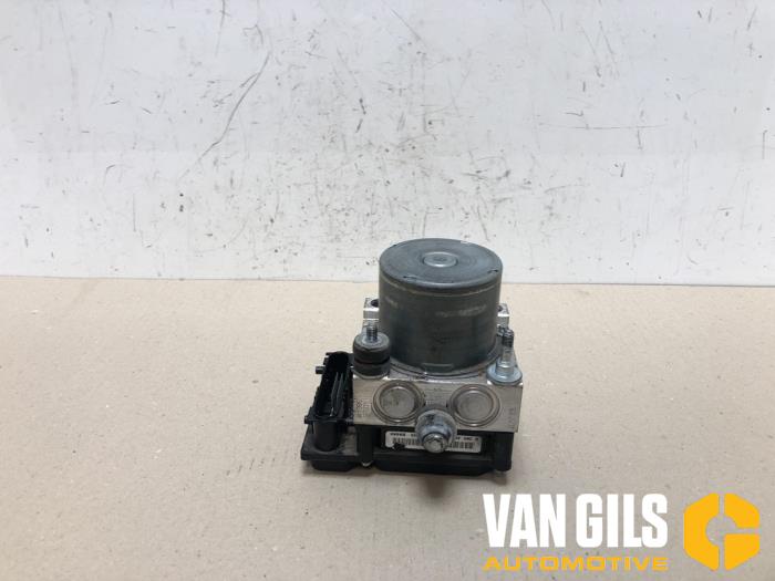 Gebrauchte ABS Pumpe Opel Combo (Corsa C) 1.3 CDTI 16V Preis auf Anfrage angeboten von Van Gils Automotive