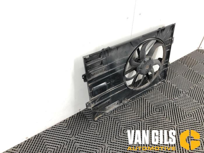 Cooling fans Volkswagen Transporter T5 2.0 TDI DRF 7E0121207B