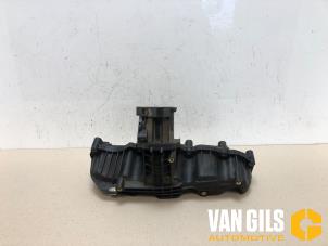 Used Intake manifold Volkswagen Passat Variant (365) 1.6 TDI 16V Bluemotion Price on request offered by Van Gils Automotive
