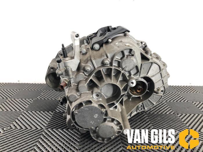 Gearbox Volkswagen Transporter T5 NTF Van Gils Automotive