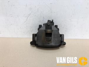 Usados Pinza de freno izquierda delante Volvo V40 (MV) 1.6 T2 GTDi 16V Precio de solicitud ofrecido por Van Gils Automotive