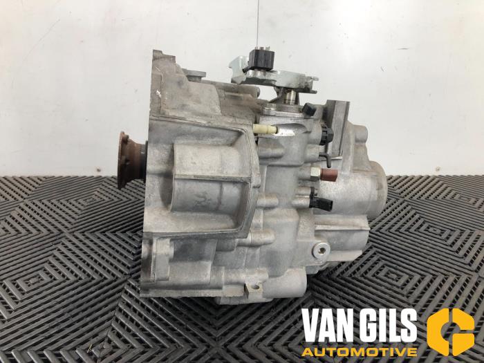 Gearbox from a Volkswagen Caddy 2016