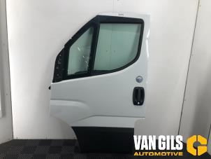 Usados Puerta 2 puertas izquierda Iveco New Daily VI 33S12, 35C12, 35S12 Precio € 484,00 IVA incluido ofrecido por Van Gils Automotive