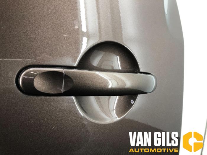 Sliding door, right from a Volkswagen Caddy III (2KA,2KH,2CA,2CH)  2015