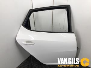 Usados Puerta de 4 puertas derecha detrás Seat Ibiza IV SC (6J1) 1.2 TSI Precio de solicitud ofrecido por Van Gils Automotive