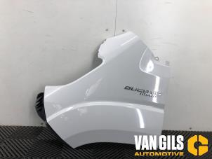 Used Front wing, left Fiat Ducato (250) Price € 211,74 Inclusive VAT offered by Van Gils Automotive