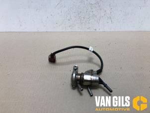 Usagé Injecteur Adblue Volkswagen Golf VII (AUA) 1.6 TDI 16V Prix € 150,00 Règlement à la marge proposé par Van Gils Automotive