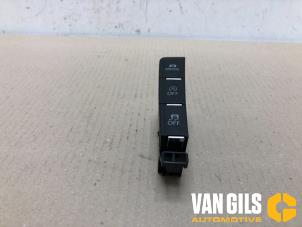 Usagé Commutateur ESP Volkswagen Golf VII (AUA) 2.0 GTI 16V Prix sur demande proposé par Van Gils Automotive