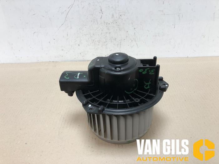 Motor de ventilador de calefactor de un Suzuki Alto (GF) 1.0 12V 2011