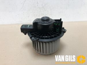 Usagé Moteur de ventilation chauffage Suzuki Alto (GF) 1.0 12V Prix € 49,99 Règlement à la marge proposé par Van Gils Automotive