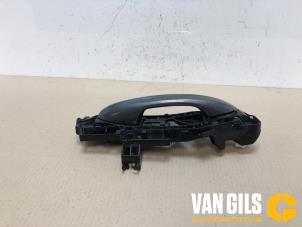 Used Front door handle 4-door, right Mercedes E (W213) E-63 AMG S 4.0 V8 Turbo 4-Matic+ Price € 110,00 Margin scheme offered by Van Gils Automotive