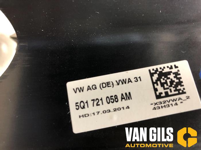 Pédale de frein d'un Volkswagen Golf VII (AUA) 1.2 TSI 16V 2014