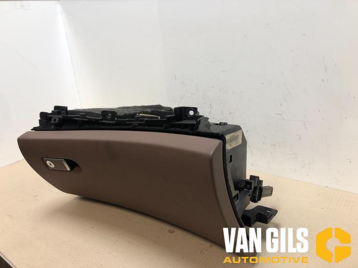 Glovebox from a Mercedes-Benz E (W213) E-63 AMG S 4.0 V8 Turbo 4-Matic+ 2019