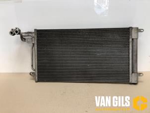 Używane Chlodnica klimatyzacji Volkswagen Polo V (6R) 1.2 TDI 12V BlueMotion Cena € 55,00 Procedura marży oferowane przez Van Gils Automotive