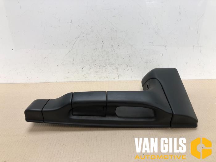 Gebrauchte Handgriff Mercedes Vito (447.6) 2.0 116 CDI 16V Preis € 49,99 Margenregelung angeboten von Van Gils Automotive