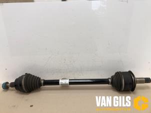 Used Drive shaft, rear right Mercedes Vito (447.6) 2.0 116 CDI 16V Price € 199,99 Margin scheme offered by Van Gils Automotive