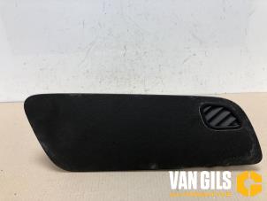 Usagé Airbag droite (tableau de bord) Volkswagen Polo V (6R) Prix sur demande proposé par Van Gils Automotive