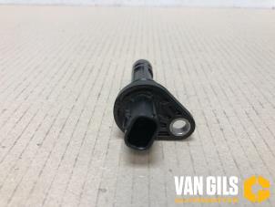 Usados Sensor de cigüeñal Toyota Aygo (B40) Precio de solicitud ofrecido por Van Gils Automotive