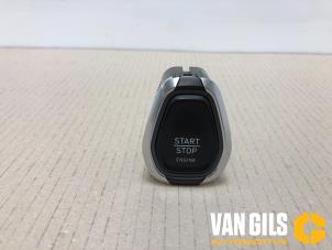 Usagé Commande start/stop Lynk &amp; Co 01 1.5 PHEV Prix € 66,55 Prix TTC proposé par Van Gils Automotive