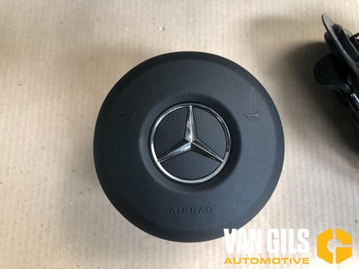 Airbag set + dashboard d'un Mercedes-Benz A (177.0) 2.0 A-220 Turbo 16V 2020