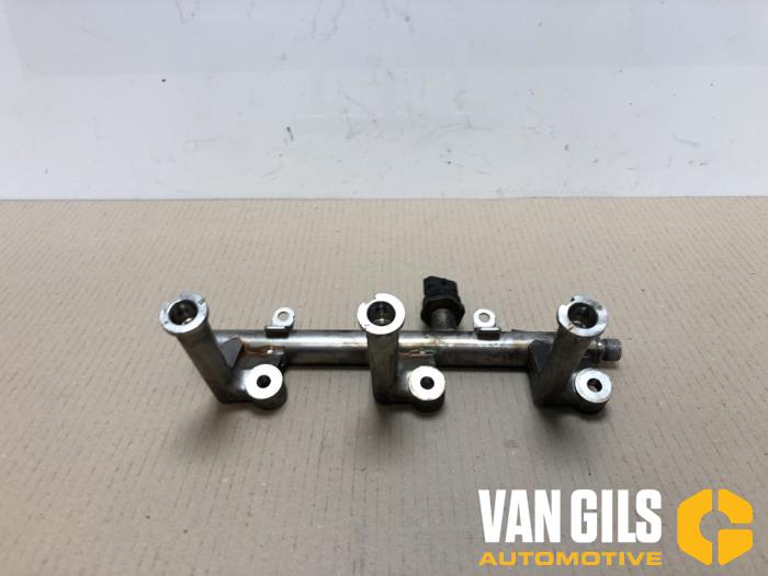 Usagé Système d'injection Lynk &amp; Co 01 1.5 PHEV Prix € 181,49 Prix TTC proposé par Van Gils Automotive