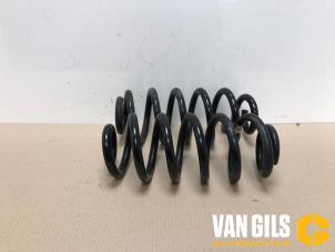 Used Rear coil spring Lynk &amp; Co 01 1.5 PHEV Price € 120,99 Inclusive VAT offered by Van Gils Automotive