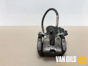 Used Rear brake calliper, right Lynk &amp; Co 01 1.5 PHEV Price € 241,99 Inclusive VAT offered by Van Gils Automotive