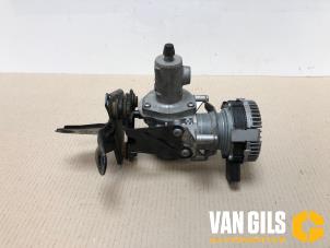 Używane Akumulator Volkswagen Golf VII (AUA) 1.4 GTE 16V Cena na żądanie oferowane przez Van Gils Automotive