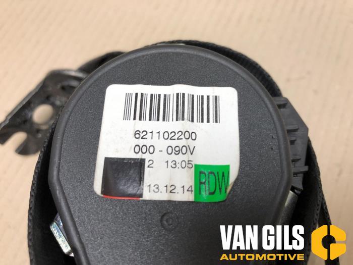 Rear seatbelt, right from a Volkswagen Golf VII (AUA) 1.4 GTE 16V 2015
