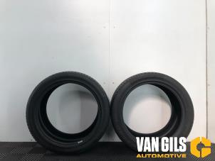 Used Tire set BMW 5 serie (G30) Price on request offered by Van Gils Automotive