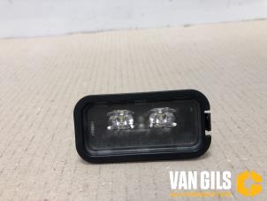 Usados Iluminación de matrícula Opel Insignia Grand Sport Precio de solicitud ofrecido por Van Gils Automotive