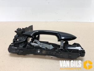 Used Front door handle 4-door, right Mercedes A (177.0) 2.0 A-220 Turbo 16V Price € 49,99 Margin scheme offered by Van Gils Automotive