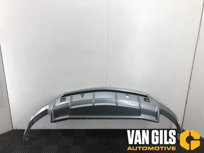Begagnade Diffuser, bakre stötfångare Lamborghini Urus 4.0 V8 Pris € 1.249,99 Marginaltabell erbjuds av Van Gils Automotive