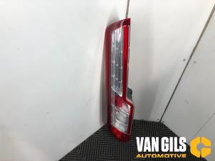 Usados Luz trasera izquierda Ford Transit Custom 2.2 TDCi 16V Precio de solicitud ofrecido por Van Gils Automotive