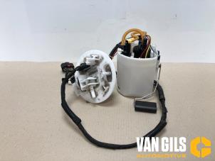 Used Electric fuel pump Mercedes A (177.0) 2.0 A-220 Turbo 16V Price € 109,99 Margin scheme offered by Van Gils Automotive