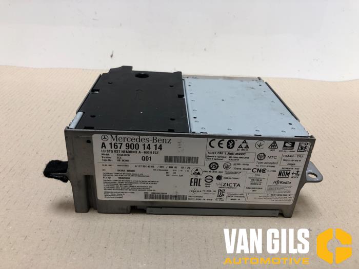 Navigation module from a Mercedes-Benz A (177.0) 2.0 A-220 Turbo 16V 2020