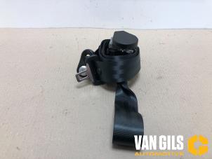 Used Rear seatbelt, left Renault Master IV (MA/MB/MC/MD/MH/MF/MG/MH) 2.3 dCi 145 16V Price € 99,99 Margin scheme offered by Van Gils Automotive
