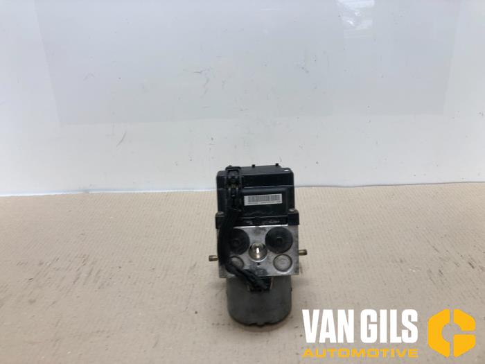 Gebrauchte ABS Pumpe Subaru Impreza II Plus (GG) 1.6 16V TS 4x4 Preis € 30,00 Margenregelung angeboten von Van Gils Automotive