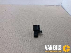Gebrauchte Airbag Sensor Ford Fiesta 7 1.1 Ti-VCT 12V 85 Preis auf Anfrage angeboten von Van Gils Automotive