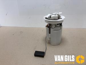 Usados Bomba eléctrica de combustible Ford Fiesta 7 1.1 Ti-VCT 12V 85 Precio de solicitud ofrecido por Van Gils Automotive