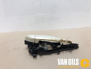 Used Rear door handle 4-door, right BMW X5 (F15) xDrive 50i 4.4 V8 32V Price on request offered by Van Gils Automotive