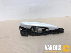 Used Rear door handle 4-door, left BMW X5 (F15) xDrive 50i 4.4 V8 32V Price on request offered by Van Gils Automotive